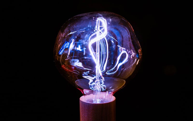 bright-bulb-close-up-745708