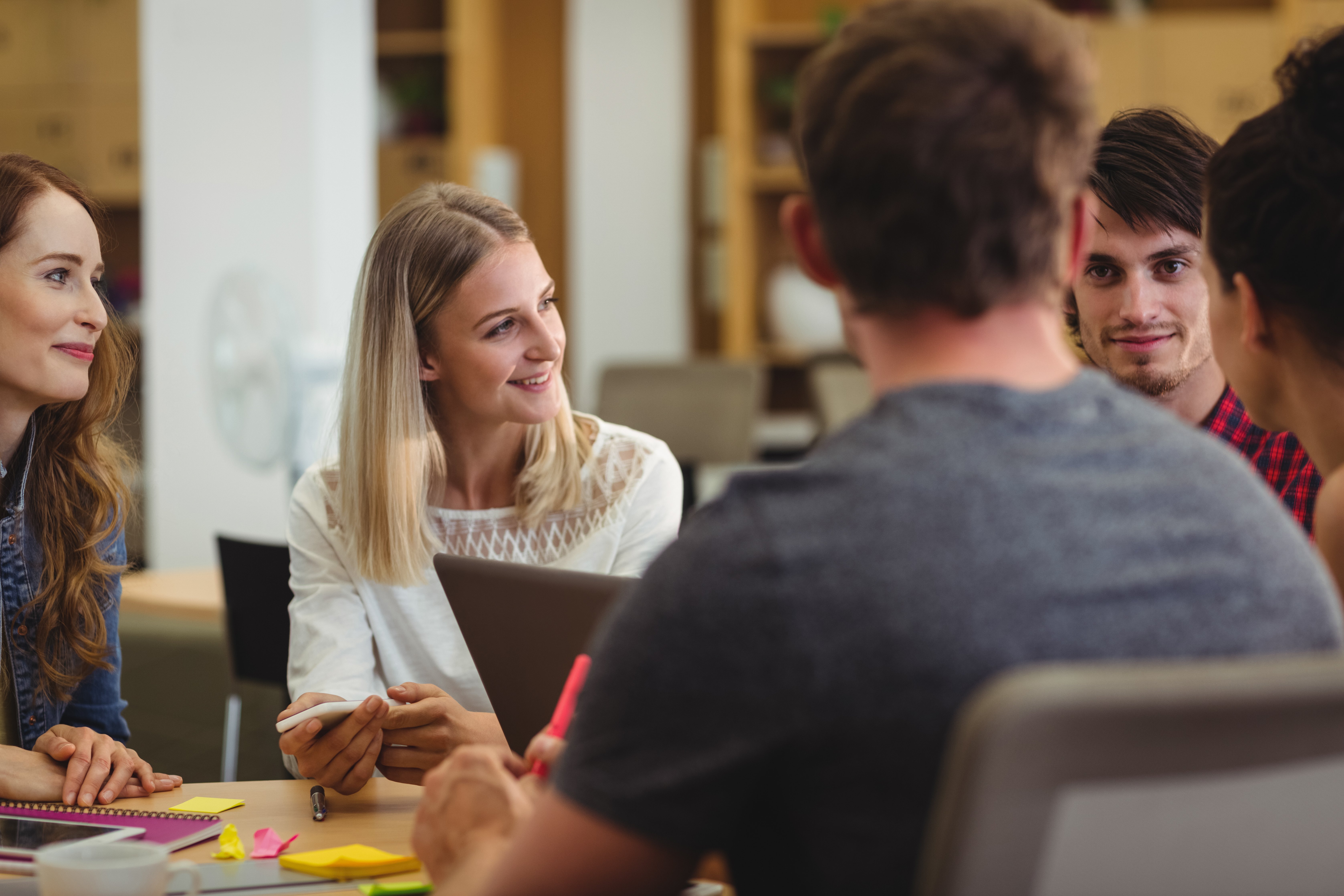 business-executives-having-discussion