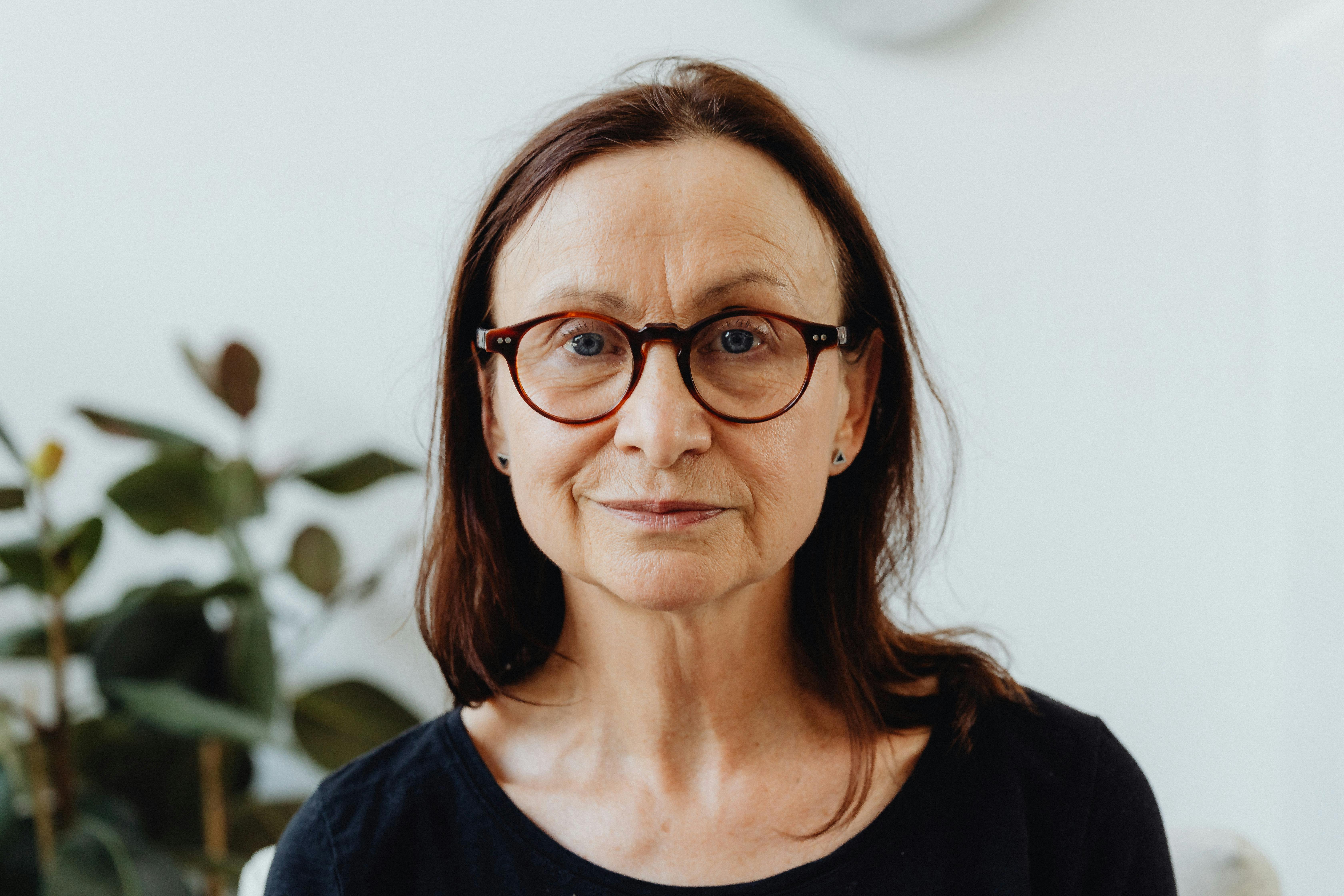 pexels-karola-g-8558860